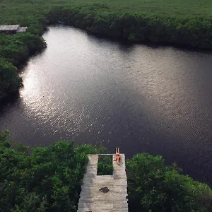 מלון Nativus Glamping & Cenote